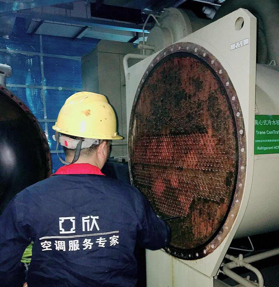 凝汽器清洗